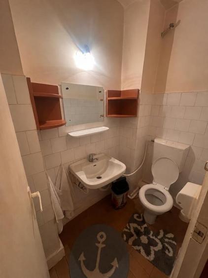Apartament cu 3 camere decomandat, mobilat în 1 Mai