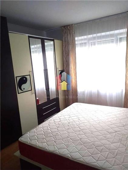 Apartament cu 3 camere decomandat, mobilat în Viziru 3