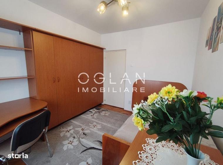 Apartament cu 4 camere decomandat în Ultracentral