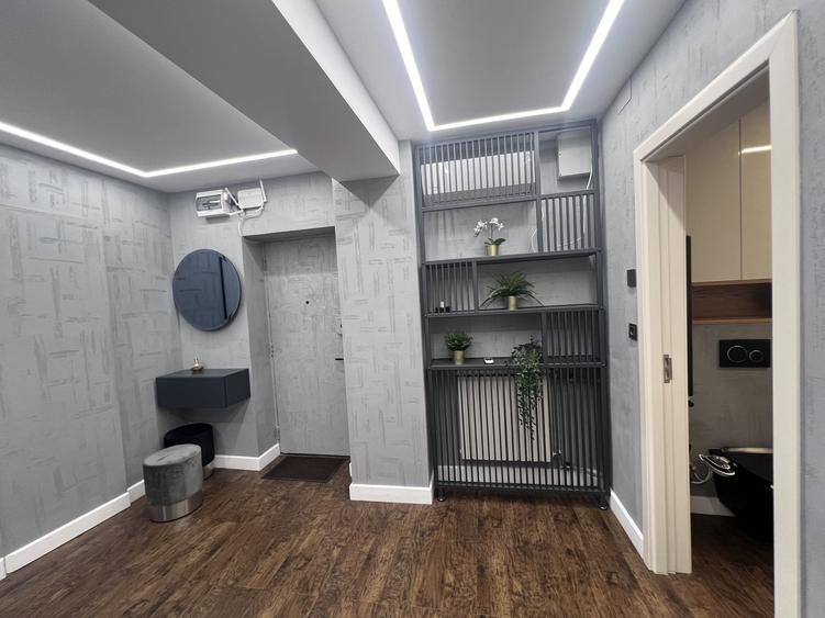 Apartament cu 2 camere decomandat, mobilat în Splaiul Unirii