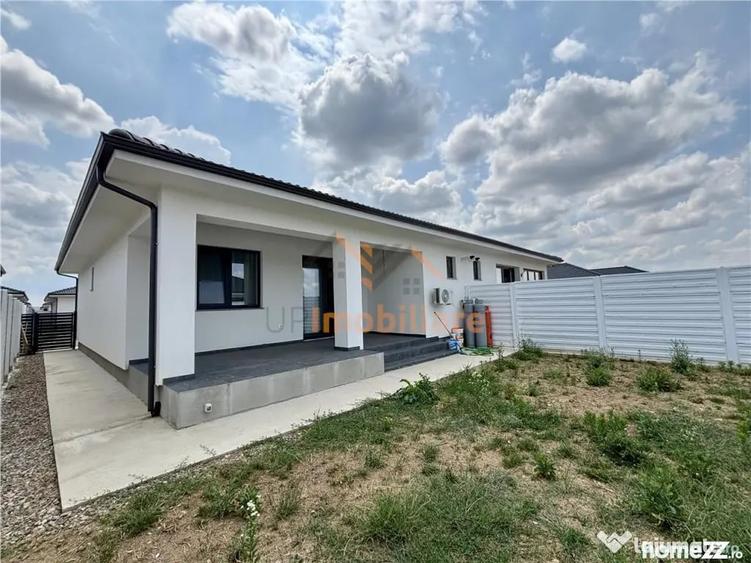 Casă cu 4 camere cu Teren 289 Mp în Cheriu