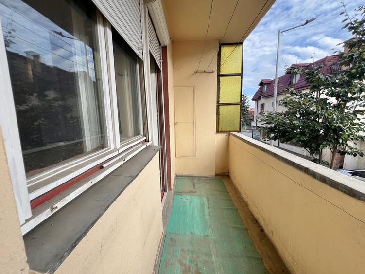 Apartament cu 2 camere semidecomandat în Central