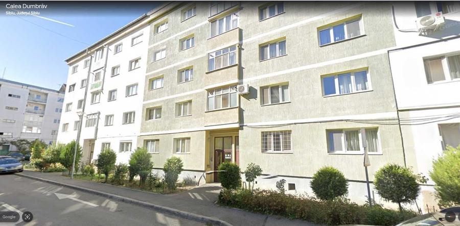 Apartament cu 3 camere decomandat în Ultracentral