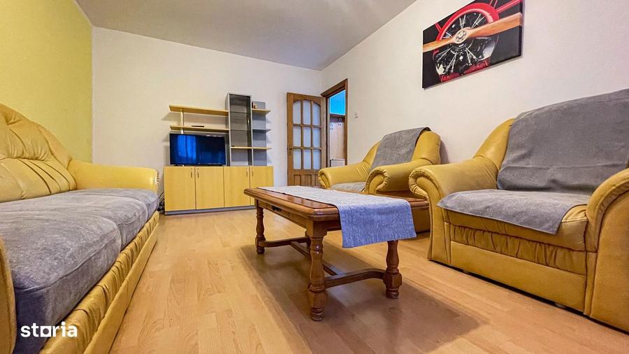 Apartament cu 2 camere decomandat în Nicolina