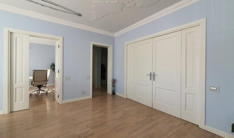 Casă cu 14 camere cu Garaj în Kiseleff