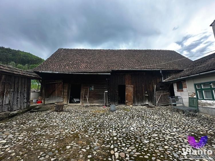 Casă individuală cu 3 camere cu Canalizare în Fântânele