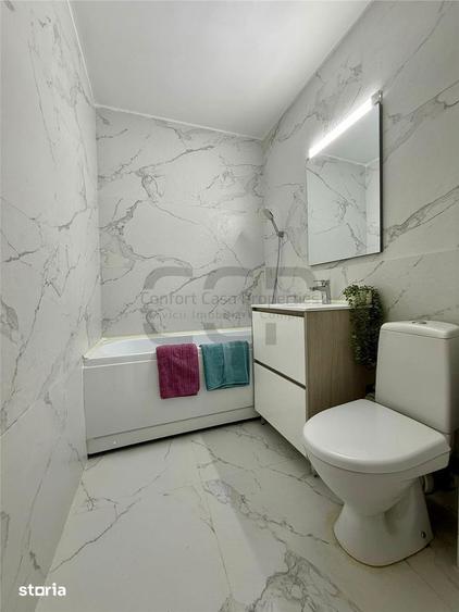 Apartament cu 3 camere semidecomandat, mobilat în Vitan