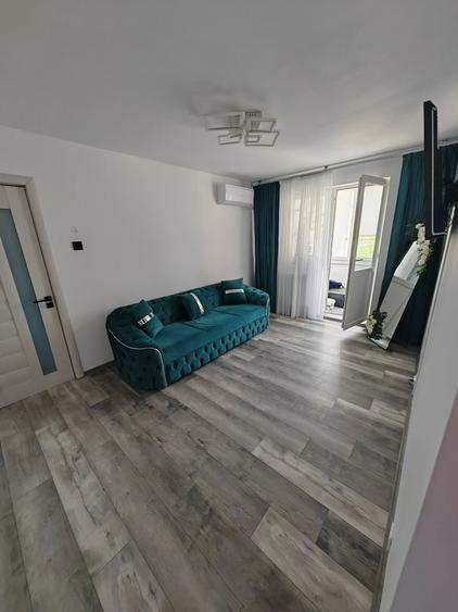 Apartament cu 2 camere semidecomandat în Micro 15