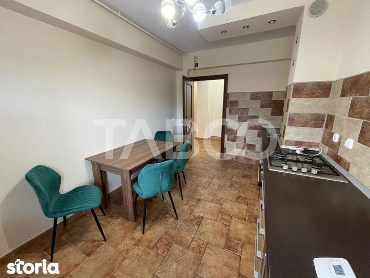 Apartament cu 4 camere decomandat, mobilat în Ștrand