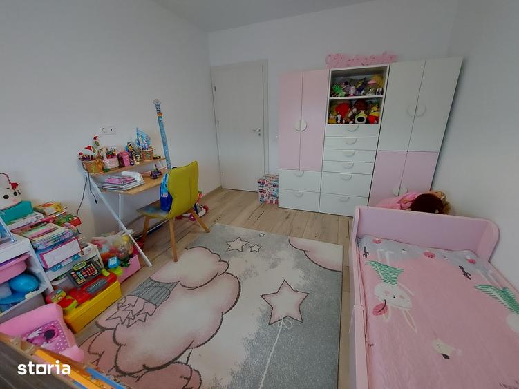 Casă cu 4 camere cu Teren 250 Mp în Central
