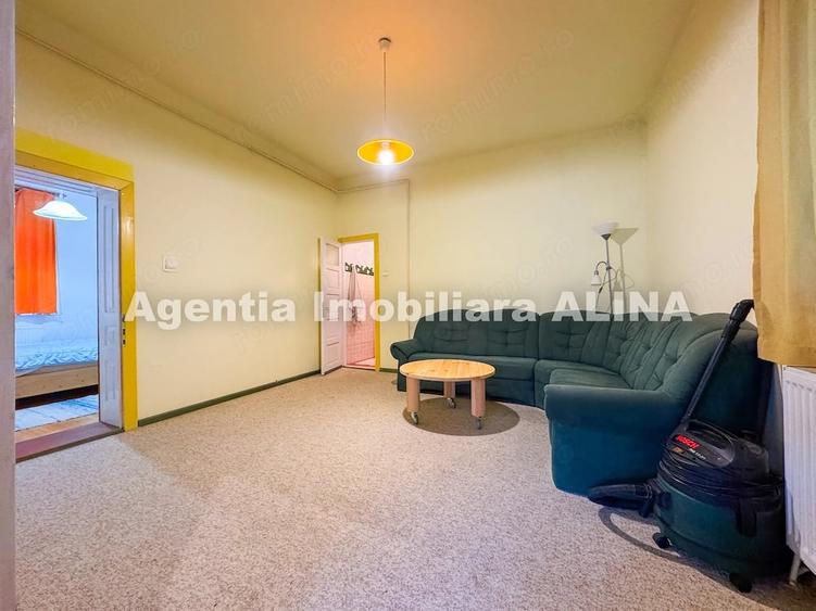 Casă cu 3 camere cu Teren 500 Mp în Central