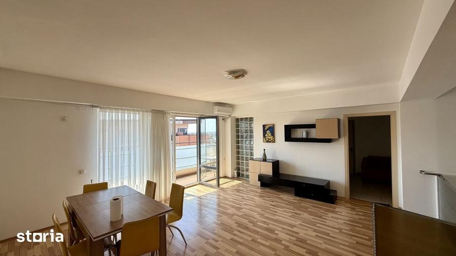 Apartament cu 4 camere în Central