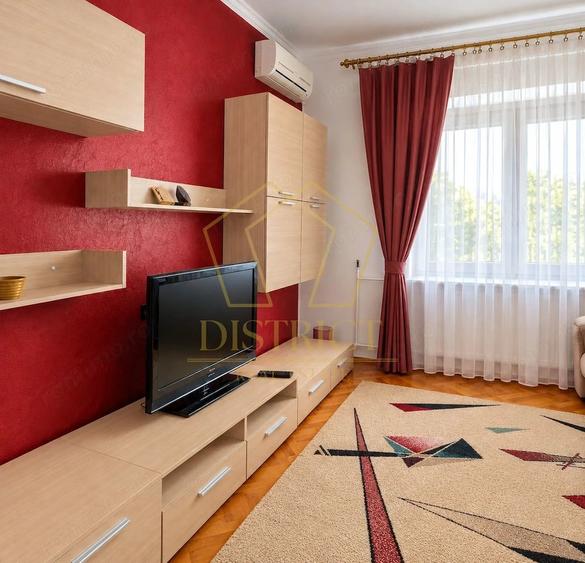 Casă cu 3 camere cu Teren 250 Mp în Girocului