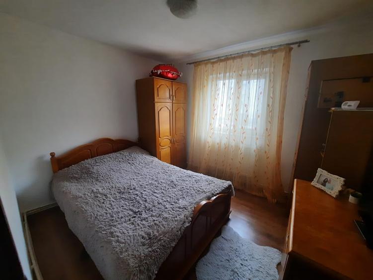 Apartament cu 2 camere decomandat, mobilat în Păcurari