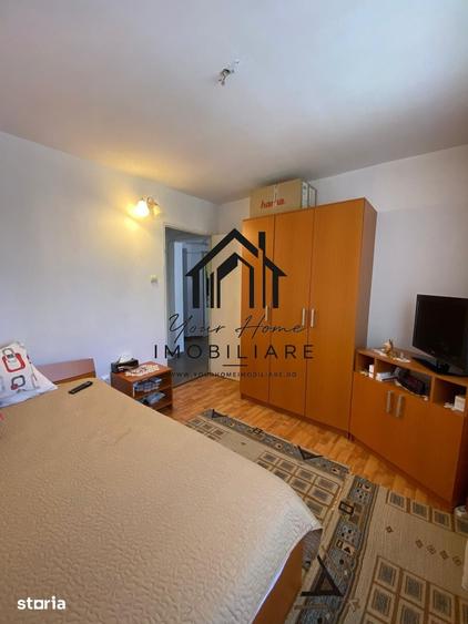 Apartament cu 2 camere decomandat în Craiovița Nouă