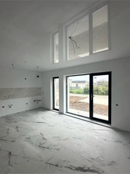 Casă cu 3 camere cu Teren 220 Mp în Dărăști-Ilfov