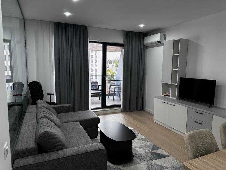 Apartament cu 2 camere decomandat în Pipera