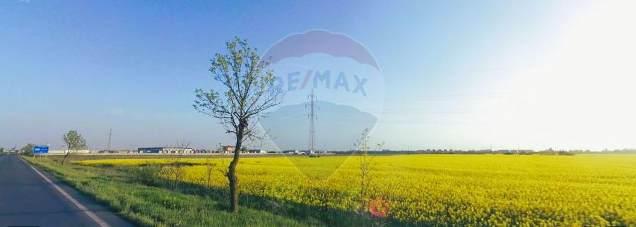 Teren agricol intravilan de 50513 mp, în Exterior Nord