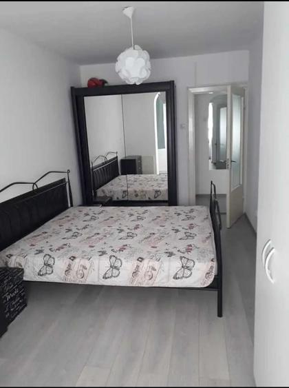 Apartament cu 2 camere decomandat în Ștrand