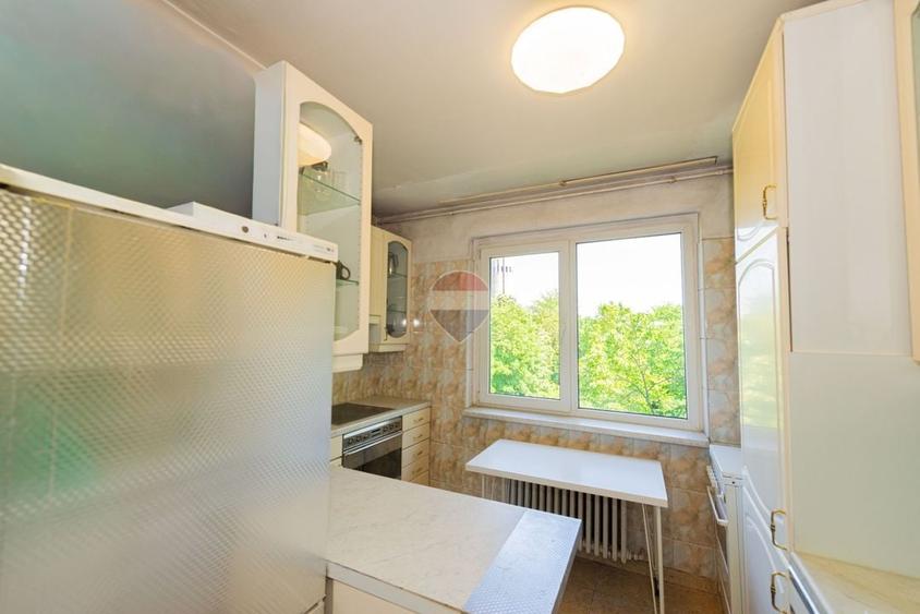 Apartament cu 3 camere, mobilat în Crângași