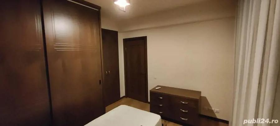 Apartament cu 3 camere decomandat în Orizont