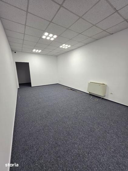 Spațiu comercial, de 25 mp, în Ștefan cel Mare
