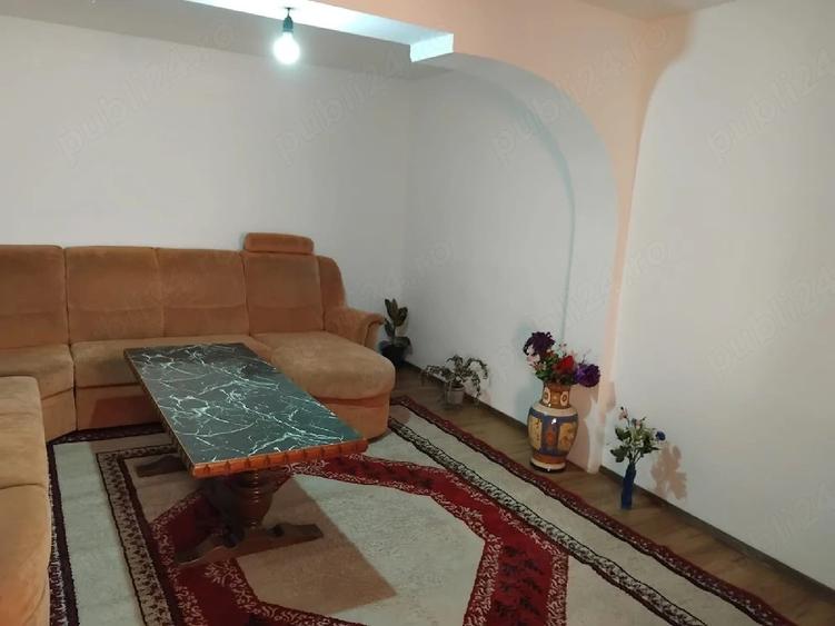 Casă cu 3 camere cu Teren 400 Mp în Est