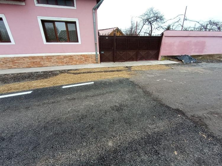 Casă cu 4 camere cu Teren 1060 Mp în Beriu