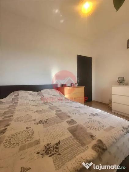 Apartament Modern 2 Camere la Mansarda, Poarta 6 - 9