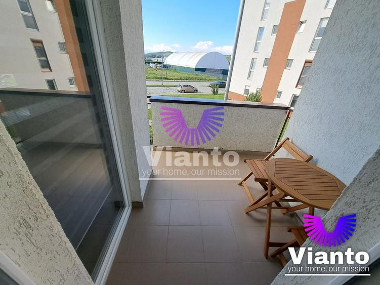 Apartament cu 3 camere semidecomandat, mobilat în Industrial Est