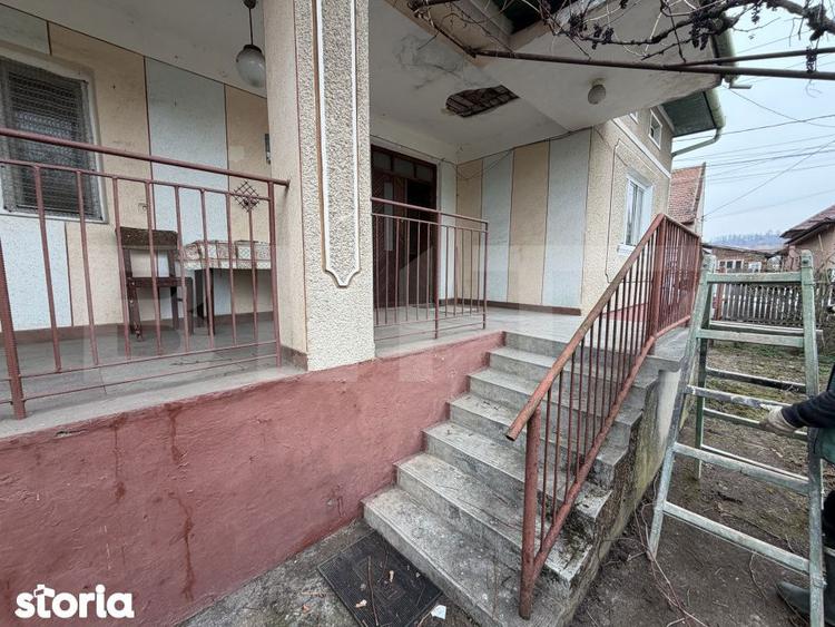 Casă cu 3 camere cu Teren 700 Mp în Central