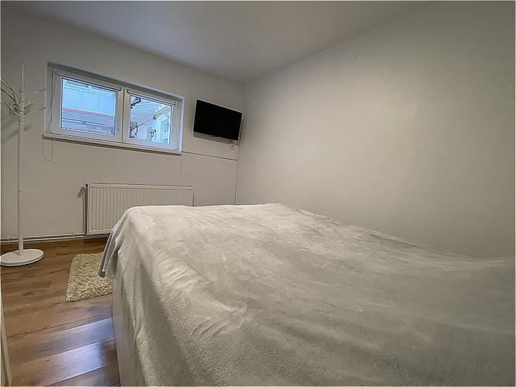 Apartament cu 2 camere semidecomandat, mobilat în Ultracentral