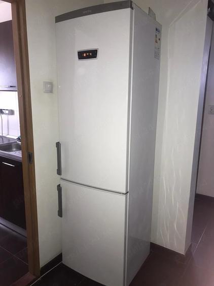 Apartament cu 2 camere decomandat în Vest