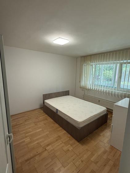 Apartament cu 2 camere decomandat în Grigorescu