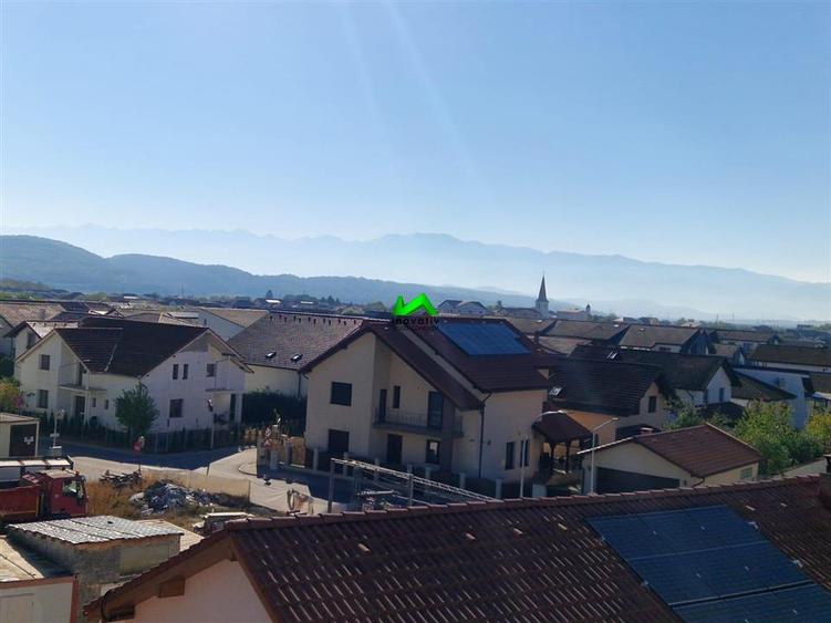 Apartament cu 2 camere decomandat, mobilat în Hipodrom 3