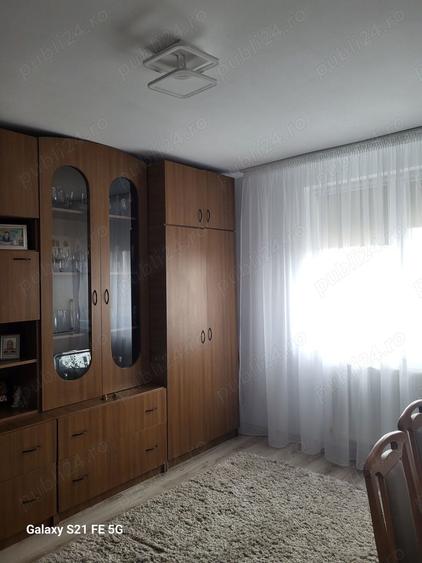 Apartament cu 2 camere semidecomandat în Câmpia Turzii