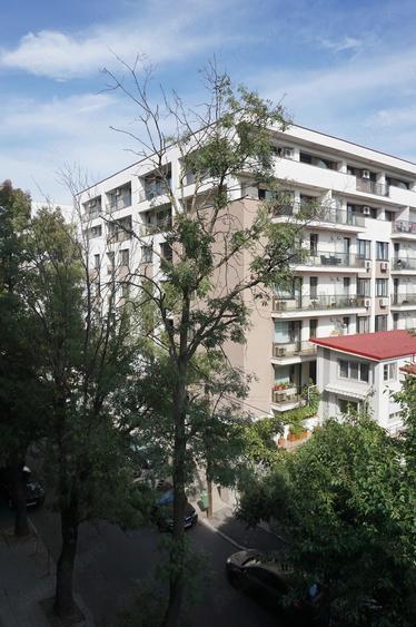 Garsonieră decomandată în Pipera