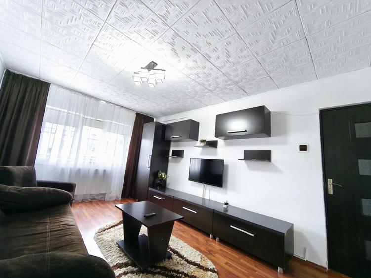 Apartament cu 2 camere decomandat în Mărășești