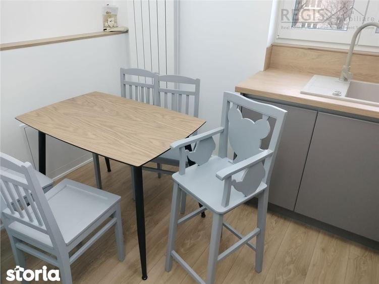 Apartament cu 3 camere decomandat, mobilat în Dârste