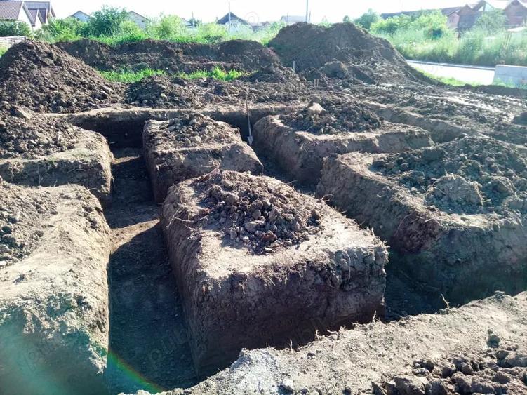 Casă cu 4 camere cu Teren 288 Mp în Pantelimon
