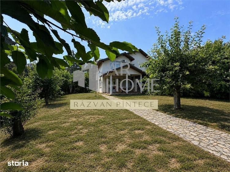 Casă cu 4 camere în Bucov