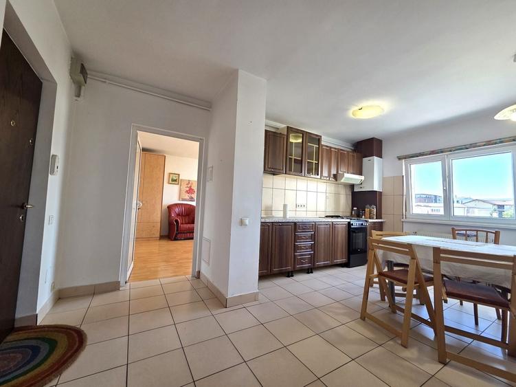 Apartament cu 2 camere decomandat, mobilat în Mărăști
