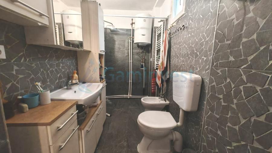 Casă individuală cu 5 camere cu Canalizare în Cauaceu