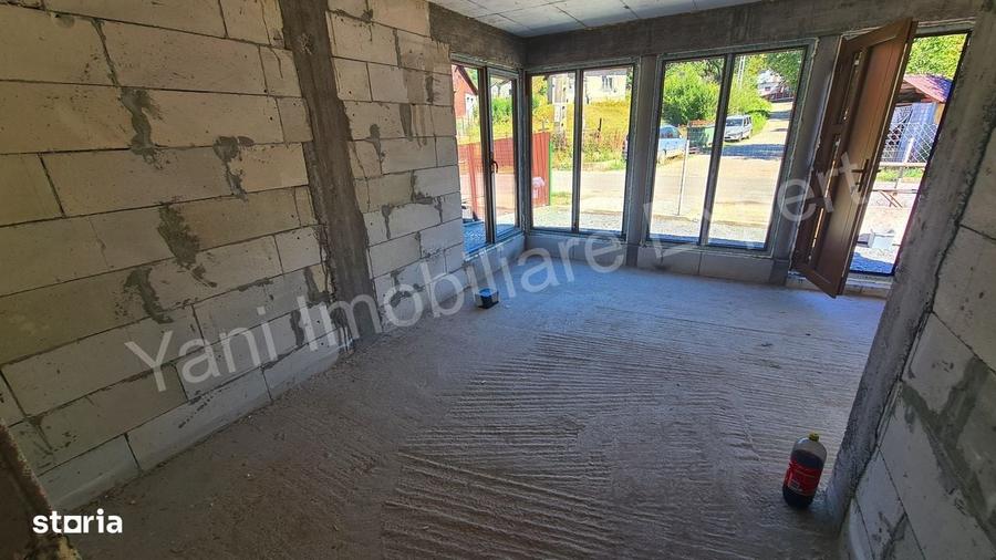 Casă cu 6 camere în Tutana