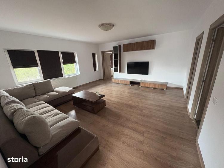 Apartament cu 3 camere în Dumbrăvița