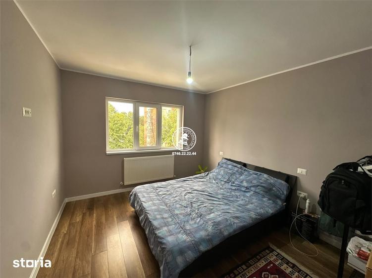 Apartament cu 3 camere semidecomandat în Tătărași