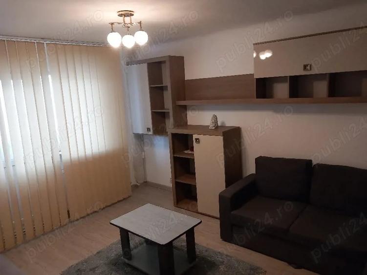 Garsonieră decomandată în Sărari