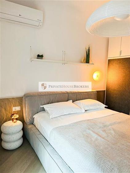 Apartament cu 3 camere semidecomandat, mobilat în Pipera