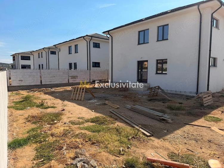 Casă cu Teren 330 Mp în Bariera Vâlcii