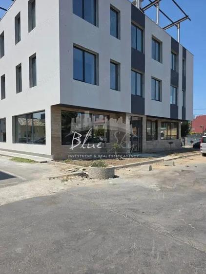 Spațiu comercial, de 637 mp, în Faleza Nord